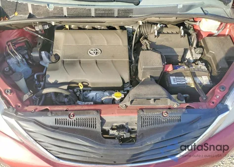 2013 Toyota Sienna Le from USA, damaged, VIN 5TDKK3DC8DS350228